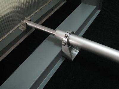 1597993128528611.jpg 螺杆式开窗器.jpg